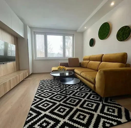 Apartment Komfort S Parking Zadarmo *